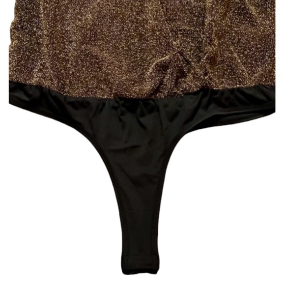 Steve Madden Metallic Knit Long Sleeve Gold Bodysuit NWT Size L - Picture 6 of 13
